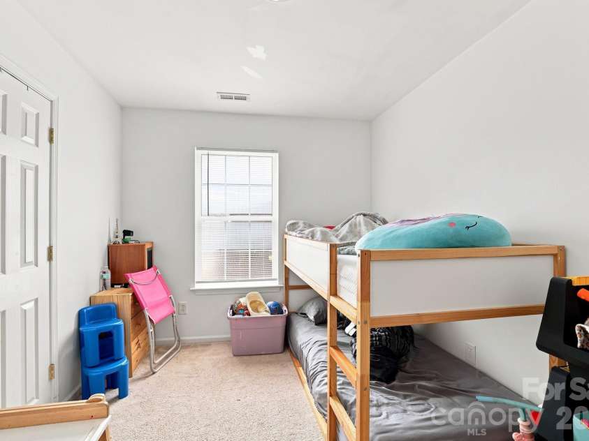 5205 Windy Valley Drive, Charlotte, NC 28208.  MLS# CAR4411900, YatesRealty ID 43067. 