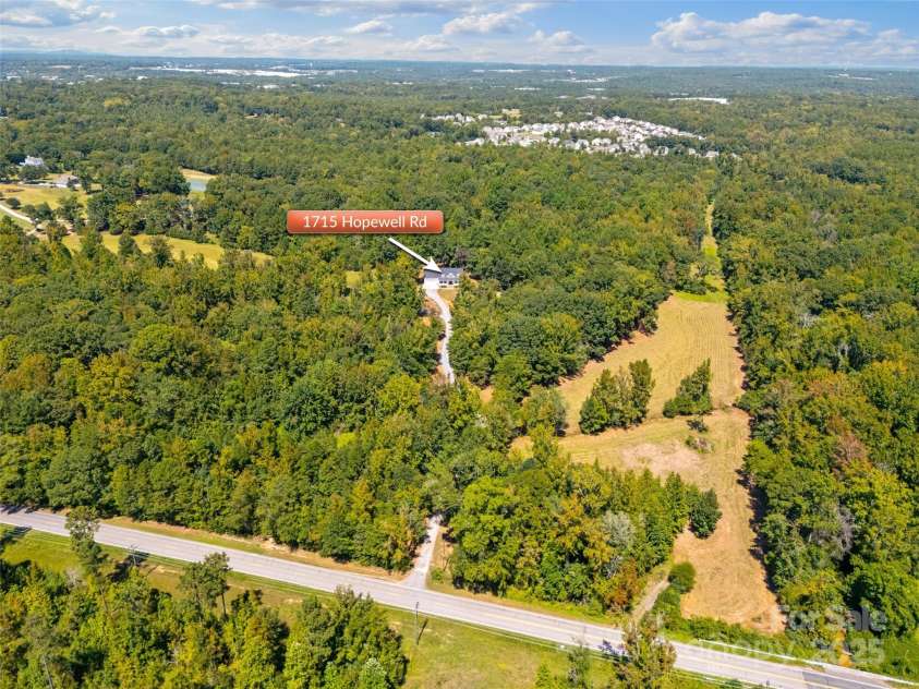 1715 Hopewell Road, Rock Hill, SC 29730.  MLS# CAR4310863, YatesRealty ID 4307. Close to everything Rock Hill has to offer!