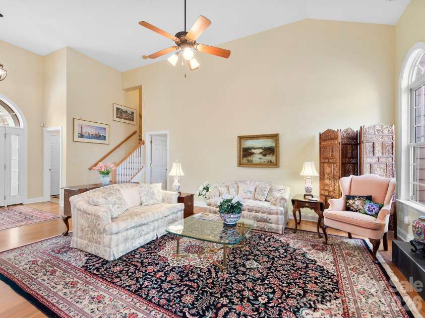 5 Timber Moss Drive, Asheville, NC 28804.  MLS# CAR4352961, YatesRealty ID 4307. 