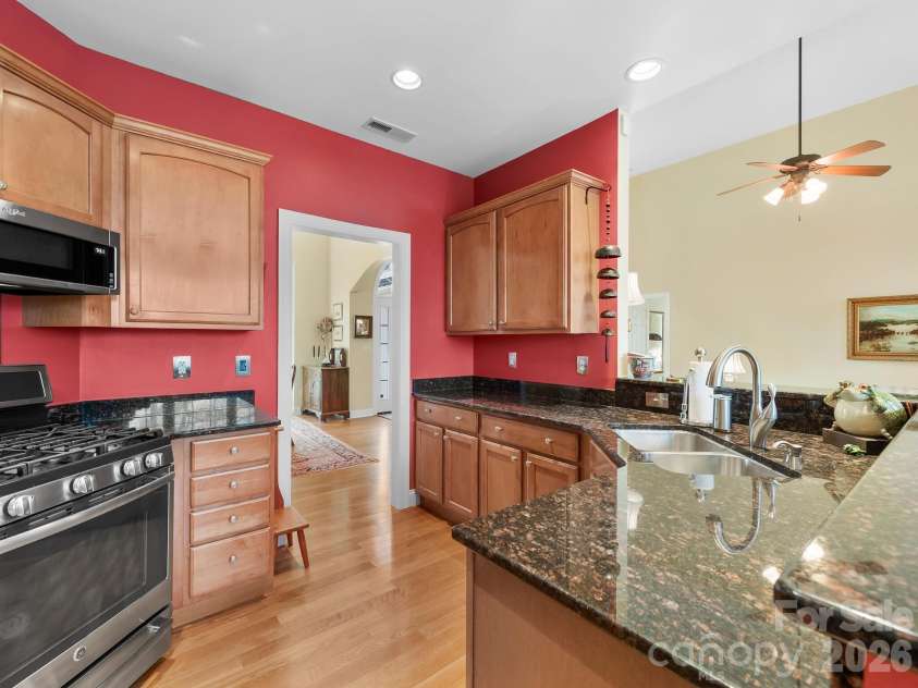 5 Timber Moss Drive, Asheville, NC 28804.  MLS# CAR4352961, YatesRealty ID 4307. 