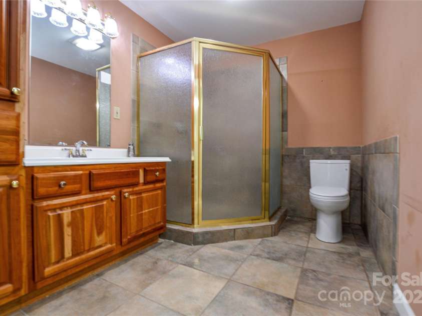 5839 Painted Fern Court, Charlotte, NC 28269.  MLS# CAR4204621, YatesRealty ID 4307. Basement