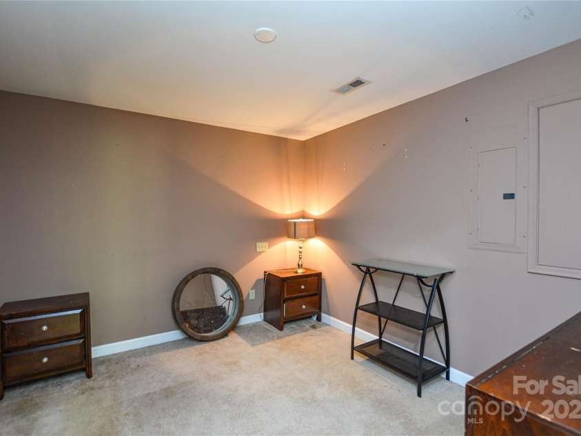 5839 Painted Fern Court, Charlotte, NC 28269.  MLS# CAR4204621, YatesRealty ID 4307. Basement Room 2