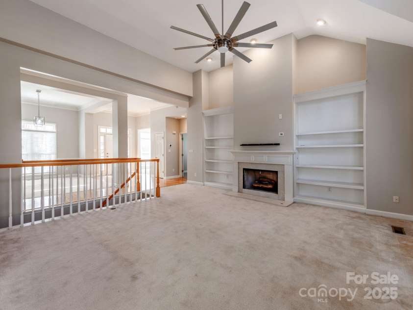 5839 Painted Fern Court, Charlotte, NC 28269.  MLS# CAR4204621, YatesRealty ID 4307. Main Floor Family Rm