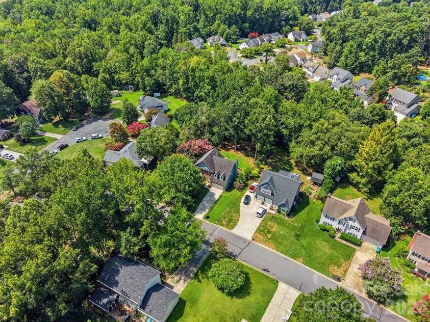 13315 Kintyre Court, Matthews, NC 28105.  MLS# CAR4409441, YatesRealty ID 43070. 