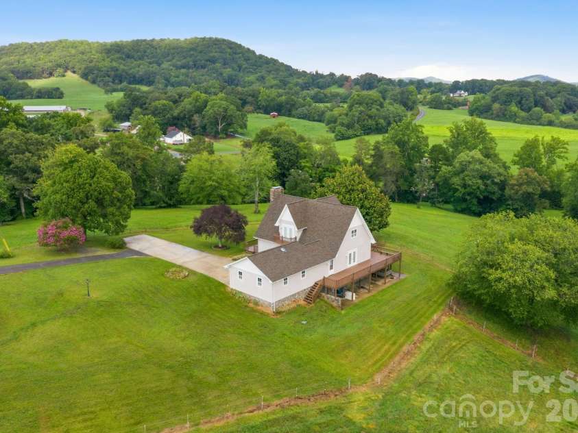 1414 Center Church Road, Hiddenite, NC 28636.  MLS# CAR4411230, YatesRealty ID 43071. 