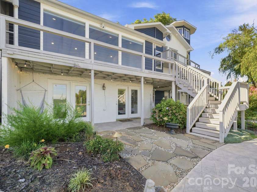 219 Penicillin Point, Troutman, NC 28166.  MLS# CAR4404906, YatesRealty ID 43072. 