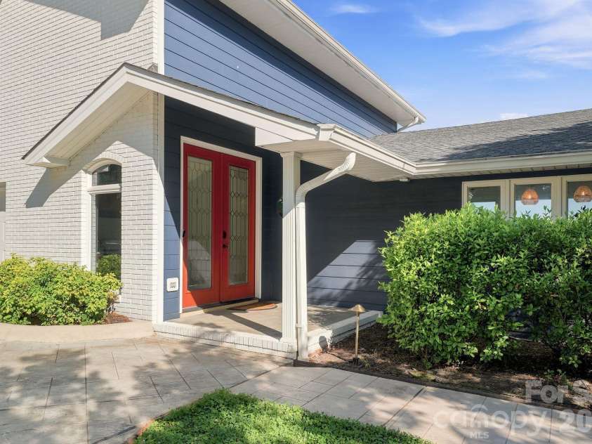 219 Penicillin Point, Troutman, NC 28166.  MLS# CAR4404906, YatesRealty ID 43072. 