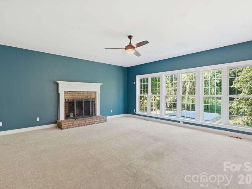 12106 Kane Alexander Drive, Huntersville, NC 28078.  MLS# CAR4405055, YatesRealty ID 43074. 