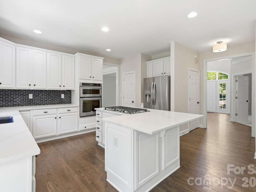 12106 Kane Alexander Drive, Huntersville, NC 28078.  MLS# CAR4405055, YatesRealty ID 43074. 