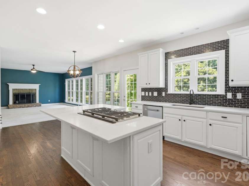 12106 Kane Alexander Drive, Huntersville, NC 28078.  MLS# CAR4405055, YatesRealty ID 43074. 