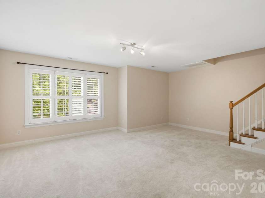 12106 Kane Alexander Drive, Huntersville, NC 28078.  MLS# CAR4405055, YatesRealty ID 43074. 