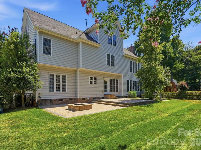 12106 Kane Alexander Drive, Huntersville, NC 28078.  MLS# CAR4405055, YatesRealty ID 43074. 