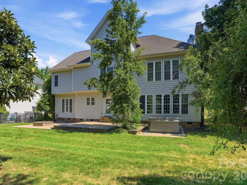 12106 Kane Alexander Drive, Huntersville, NC 28078.  MLS# CAR4405055, YatesRealty ID 43074. 