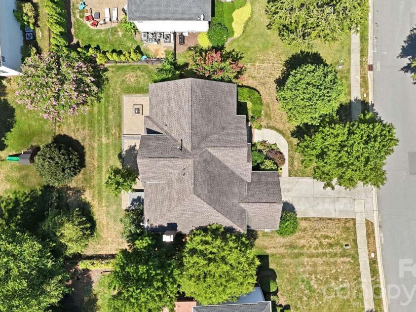 12106 Kane Alexander Drive, Huntersville, NC 28078.  MLS# CAR4405055, YatesRealty ID 43074. 