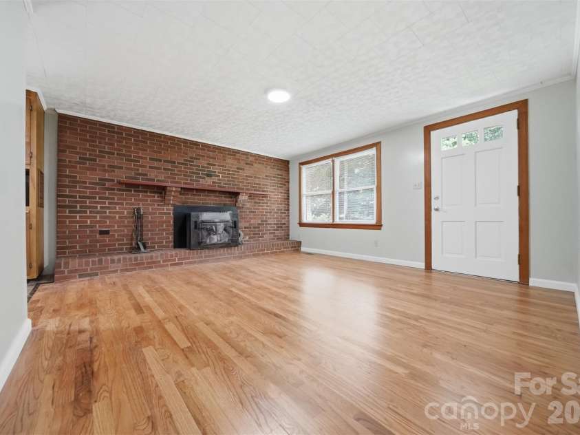 459 Swanson Drive, Lenoir, NC 28645.  MLS# CAR4407208, YatesRealty ID 43076. 