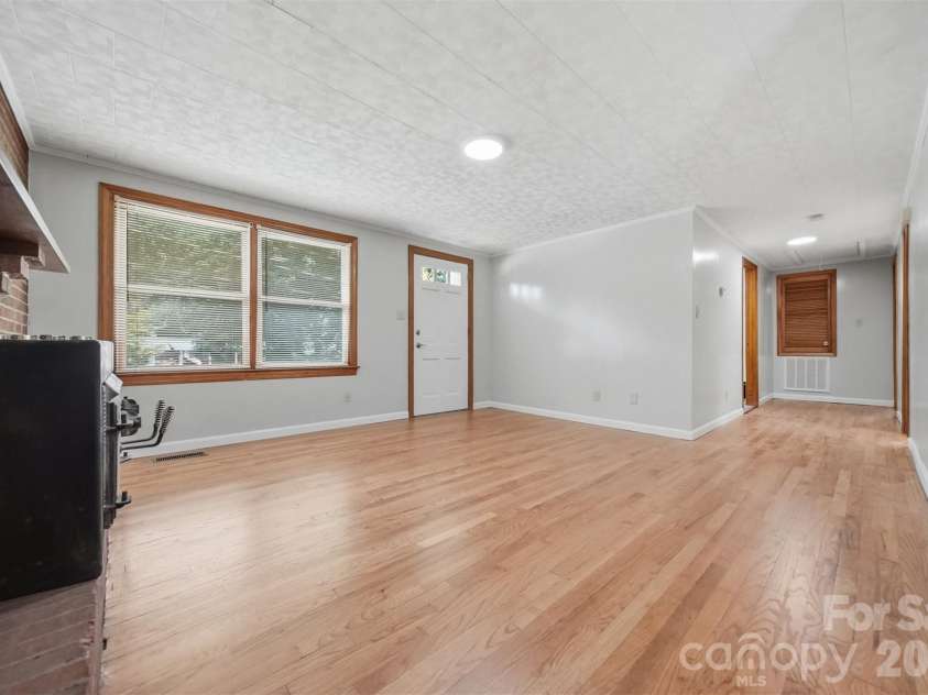 459 Swanson Drive, Lenoir, NC 28645.  MLS# CAR4407208, YatesRealty ID 43076. 