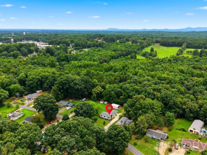 459 Swanson Drive, Lenoir, NC 28645.  MLS# CAR4407208, YatesRealty ID 43076. 