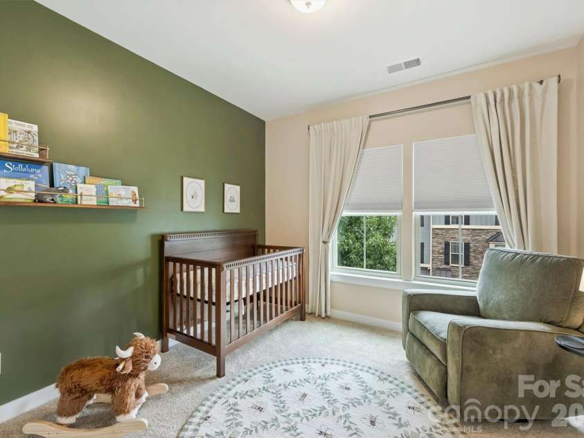 1940 Catkin Lane, Charlotte, NC 28205.  MLS# CAR4411056, YatesRealty ID 43077. 