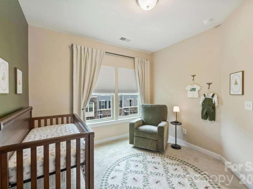 1940 Catkin Lane, Charlotte, NC 28205.  MLS# CAR4411056, YatesRealty ID 43077. 