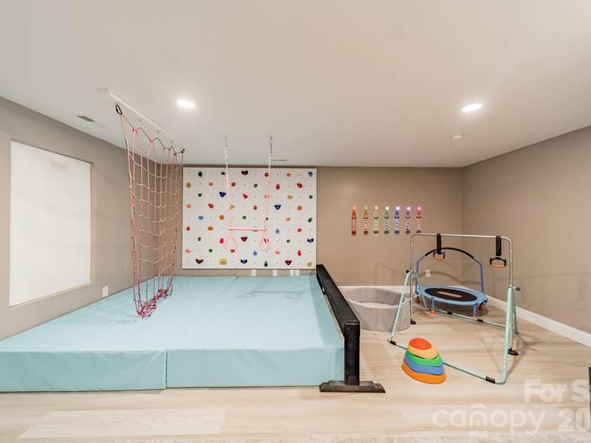 10003 Blue Stream Lane, Indian Trail, NC 28079.  MLS# CAR4408302, YatesRealty ID 43078. 
