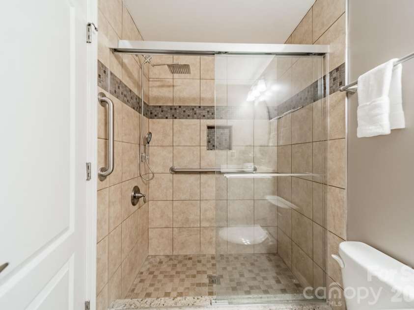 10003 Blue Stream Lane, Indian Trail, NC 28079.  MLS# CAR4408302, YatesRealty ID 43078. Basement full bath
