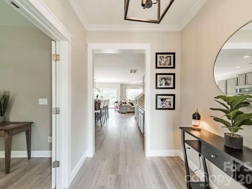 10003 Blue Stream Lane, Indian Trail, NC 28079.  MLS# CAR4408302, YatesRealty ID 43078. Entryway