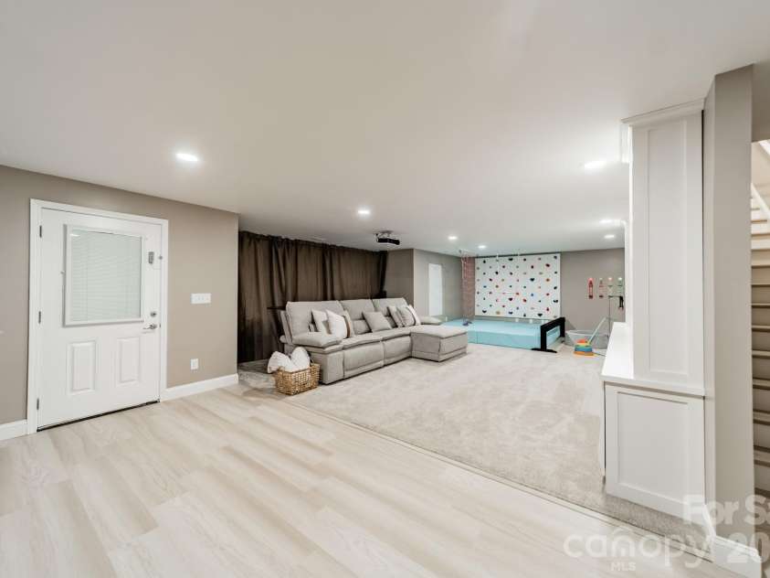 10003 Blue Stream Lane, Indian Trail, NC 28079.  MLS# CAR4408302, YatesRealty ID 43078. Walk-out finished basement with full bath