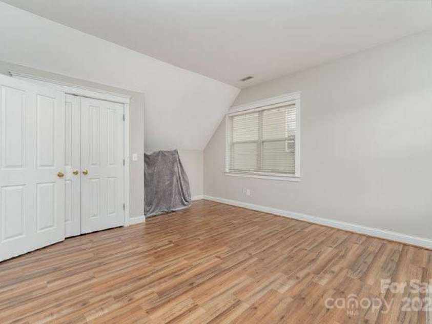10802 Tradition View Drive, Charlotte, NC 28269.  MLS# CAR4234675, YatesRealty ID 4308. 