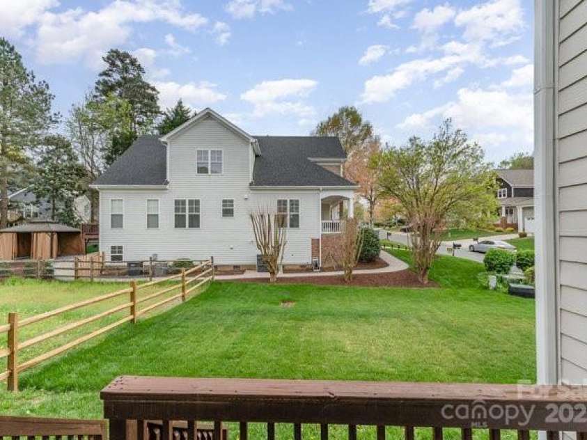 10802 Tradition View Drive, Charlotte, NC 28269.  MLS# CAR4234675, YatesRealty ID 4308. 