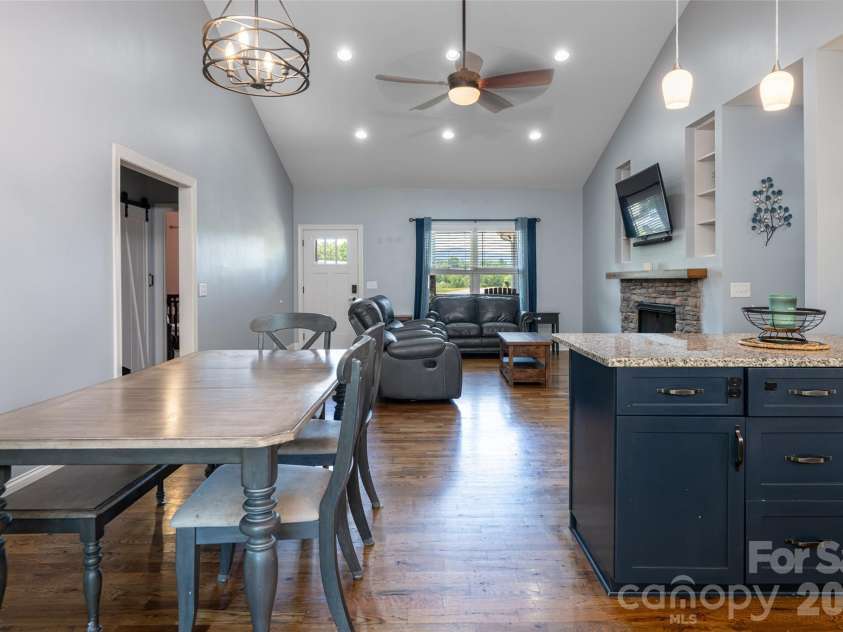 4398 Belmont Drive, Morganton, NC 28655.  MLS# CAR4402124, YatesRealty ID 43080. 