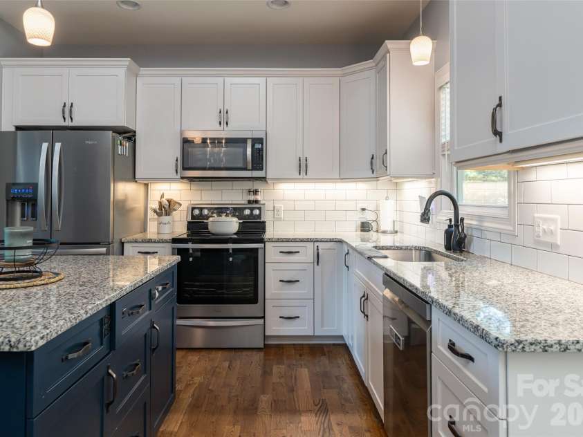 4398 Belmont Drive, Morganton, NC 28655.  MLS# CAR4402124, YatesRealty ID 43080. 