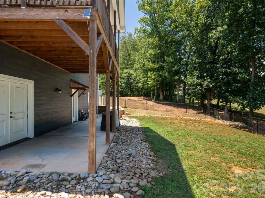 4398 Belmont Drive, Morganton, NC 28655.  MLS# CAR4402124, YatesRealty ID 43080. 