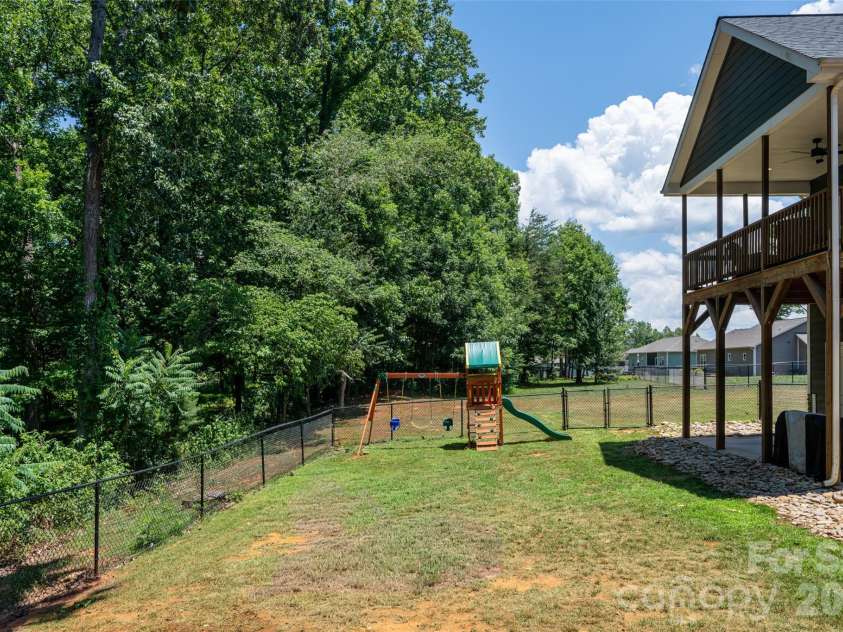 4398 Belmont Drive, Morganton, NC 28655.  MLS# CAR4402124, YatesRealty ID 43080. 