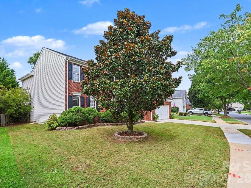 17224 Overstone Court, Charlotte, NC 28277.  MLS# CAR4411456, YatesRealty ID 43081. 