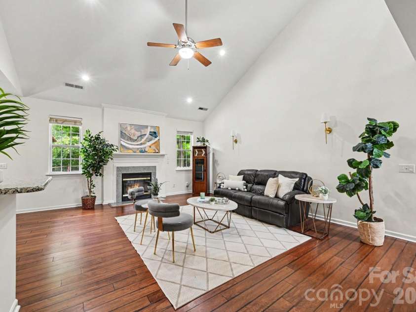 17224 Overstone Court, Charlotte, NC 28277.  MLS# CAR4411456, YatesRealty ID 43081. 