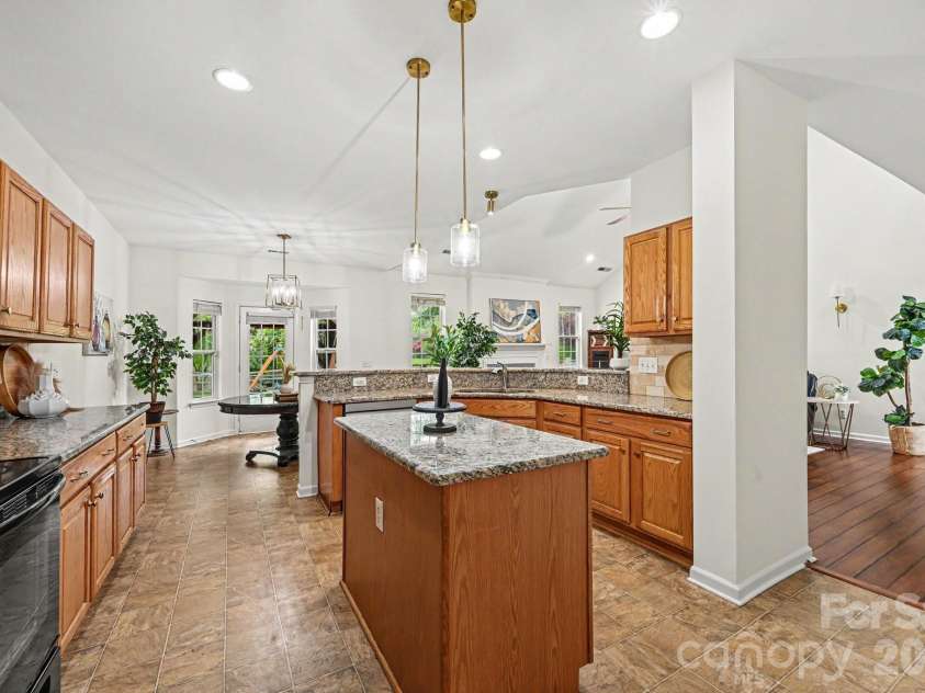 17224 Overstone Court, Charlotte, NC 28277.  MLS# CAR4411456, YatesRealty ID 43081. 