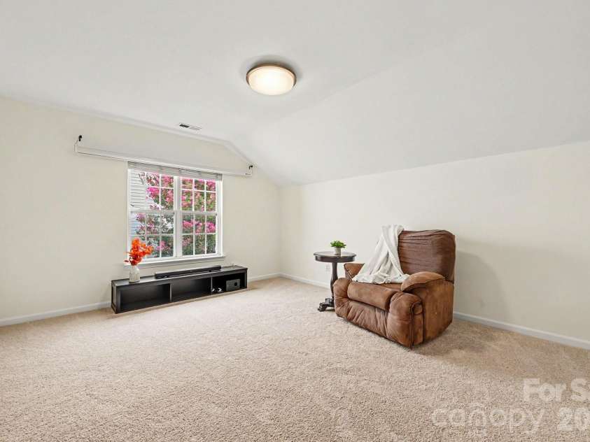 17224 Overstone Court, Charlotte, NC 28277.  MLS# CAR4411456, YatesRealty ID 43081. 