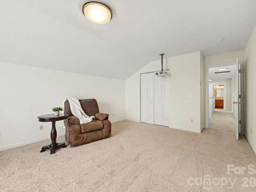 17224 Overstone Court, Charlotte, NC 28277.  MLS# CAR4411456, YatesRealty ID 43081. 