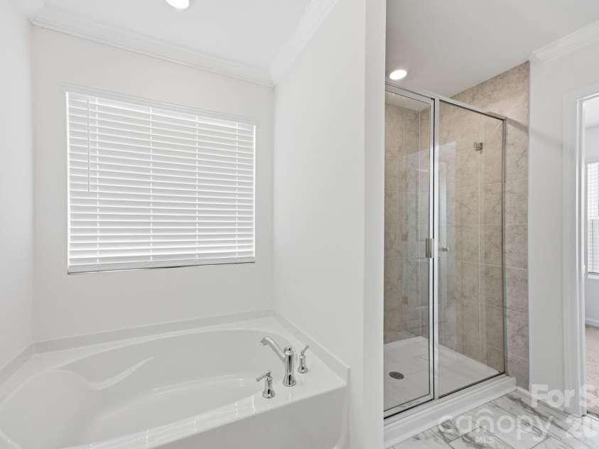2062 Van Buren Road, Sherrills Ford, NC 28673.  MLS# CAR4410863, YatesRealty ID 43083. Primary bath