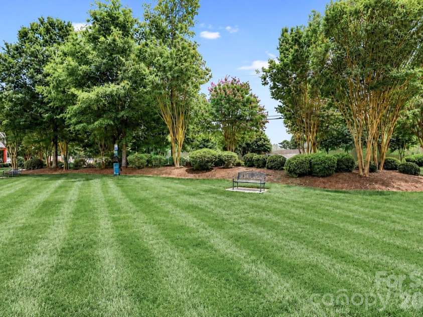 1139 Central Park Circle, Davidson, NC 28036.  MLS# CAR4392222, YatesRealty ID 43084. 