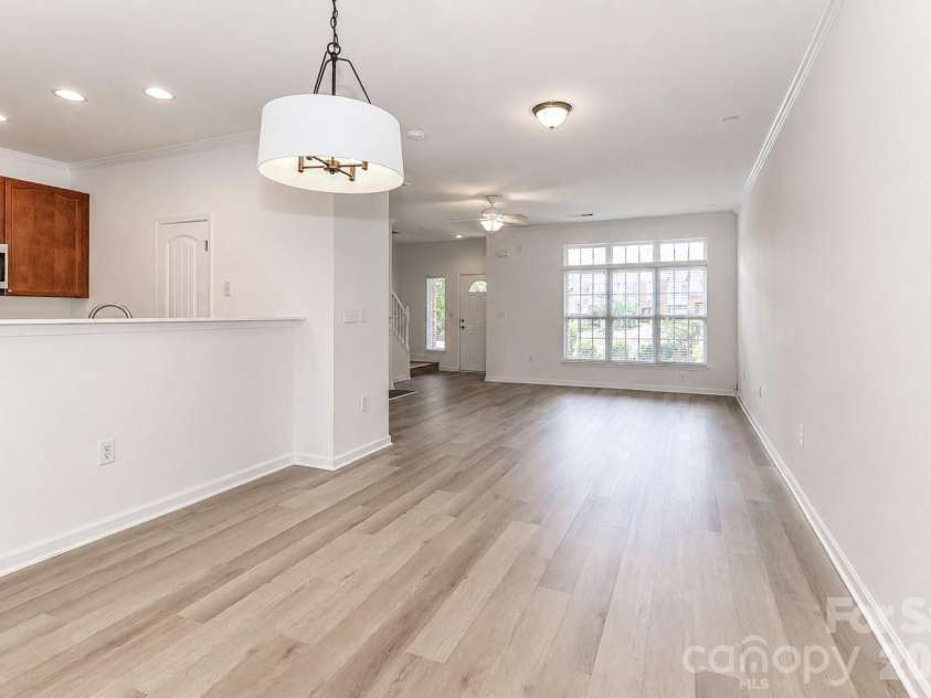 1139 Central Park Circle, Davidson, NC 28036.  MLS# CAR4392222, YatesRealty ID 43084. 