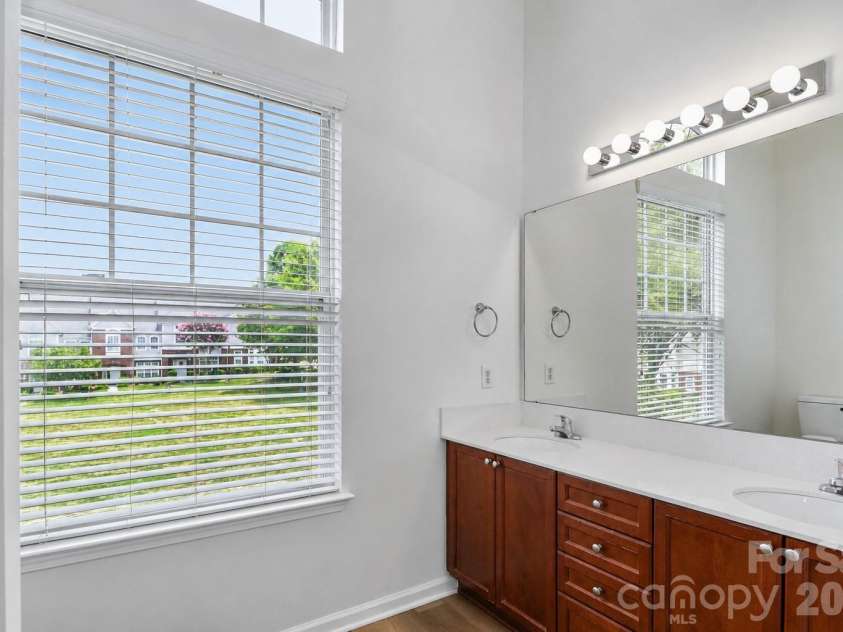 1139 Central Park Circle, Davidson, NC 28036.  MLS# CAR4392222, YatesRealty ID 43084. 