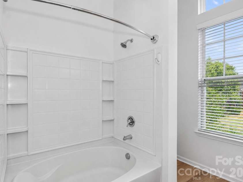 1139 Central Park Circle, Davidson, NC 28036.  MLS# CAR4392222, YatesRealty ID 43084. 
