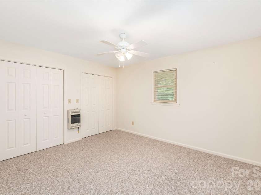 69 Emerald Lane, Hendersonville, NC 28792.  MLS# CAR4405038, YatesRealty ID 43085. Additional Room added 2014