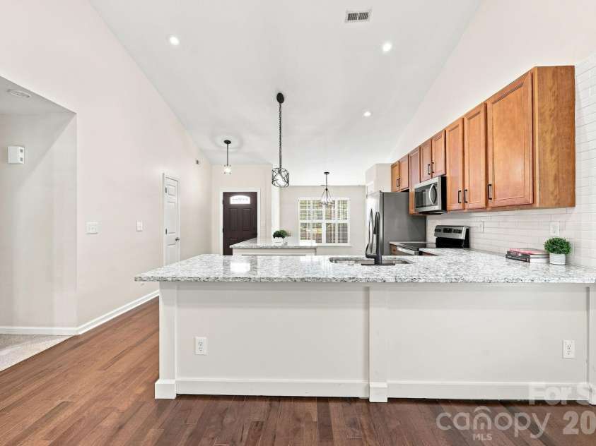 109 Washburn Range Drive, Mooresville, NC 28115.  MLS# CAR4410915, YatesRealty ID 43088. 