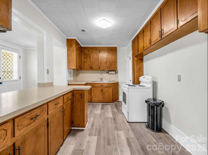 132 Valleyview Drive, Forest City, NC 28043.  MLS# CAR4407355, YatesRealty ID 43089. 
