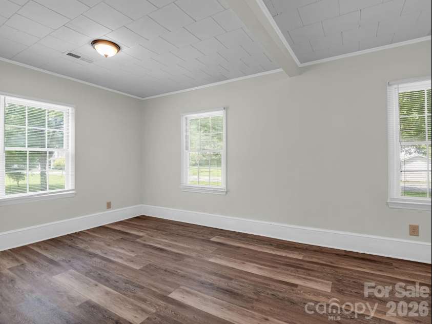 132 Valleyview Drive, Forest City, NC 28043.  MLS# CAR4407355, YatesRealty ID 43089. 