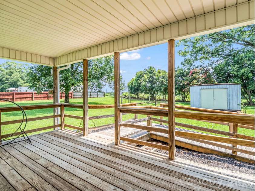 132 Valleyview Drive, Forest City, NC 28043.  MLS# CAR4407355, YatesRealty ID 43089. 