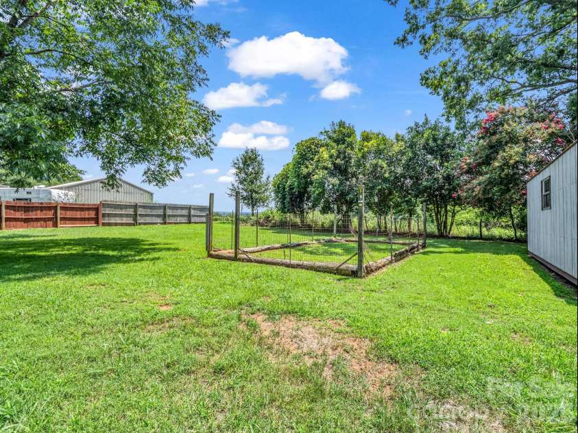 132 Valleyview Drive, Forest City, NC 28043.  MLS# CAR4407355, YatesRealty ID 43089. 