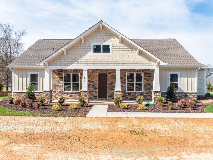 12813 Mayes Road, Huntersville, NC 28078.  MLS# CAR4189023, YatesRealty ID 4309. 